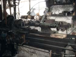 Antico tornio per lavorare il ferro